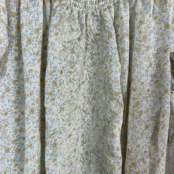 Free People Top  Sz S Off The Shoulders Peasant Embroidered Short Sleeves Sheer - Picture 2 of 10